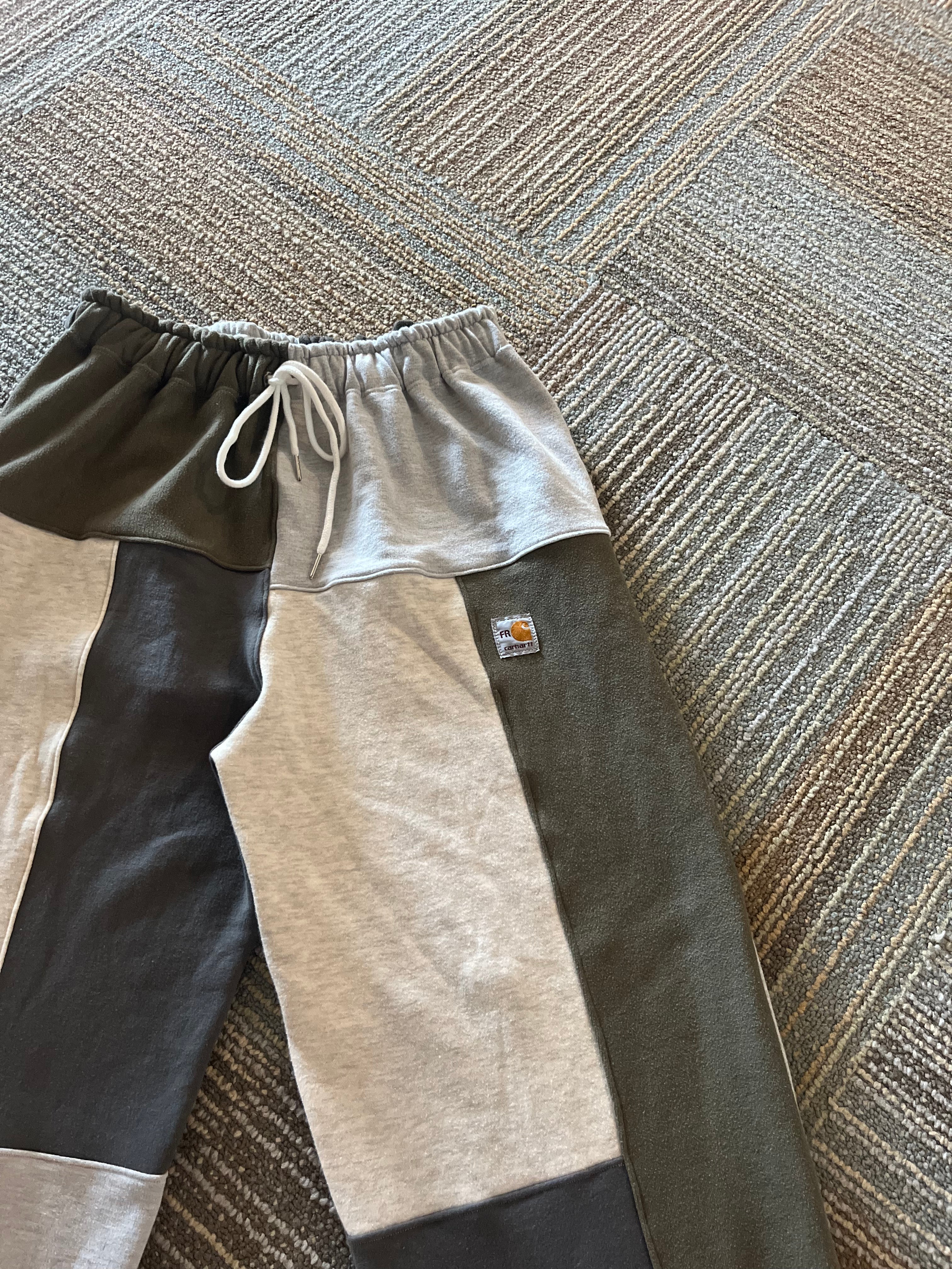 Carhartt cheap fleece joggers