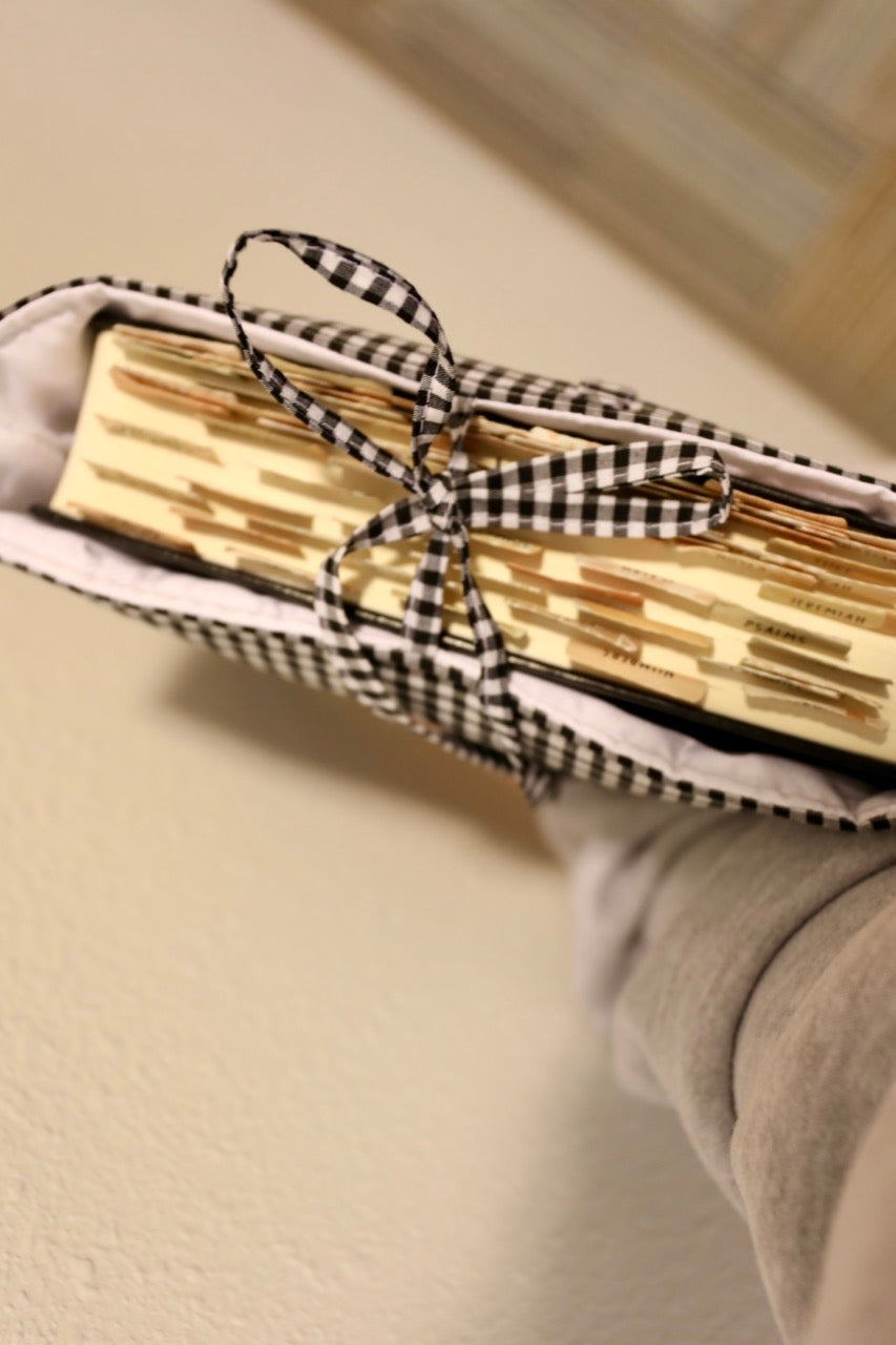 Gingham Book Sleeve