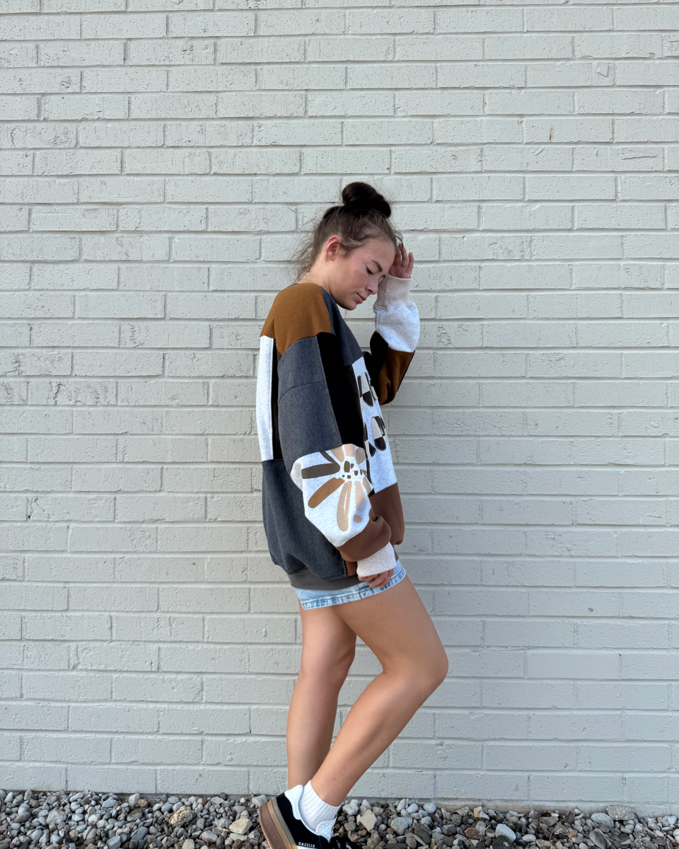 Noah Kahan Crewneck